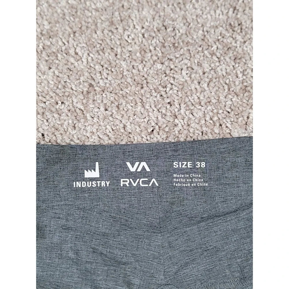 RVCA Board Shorts Size 38 Gray Drawstrings Beach Surf Zipper Pocket Swimwear Men